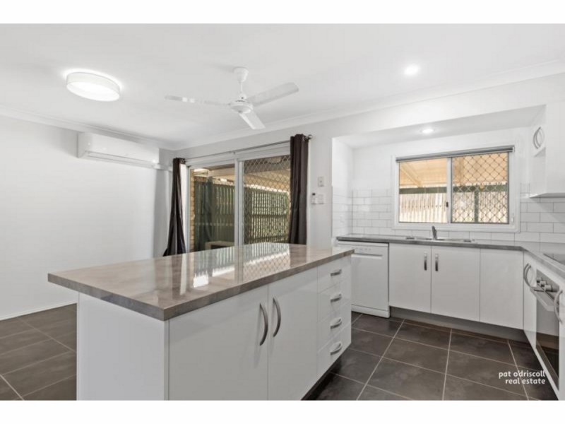 4/100 Victoria Place, Berserker QLD 4701